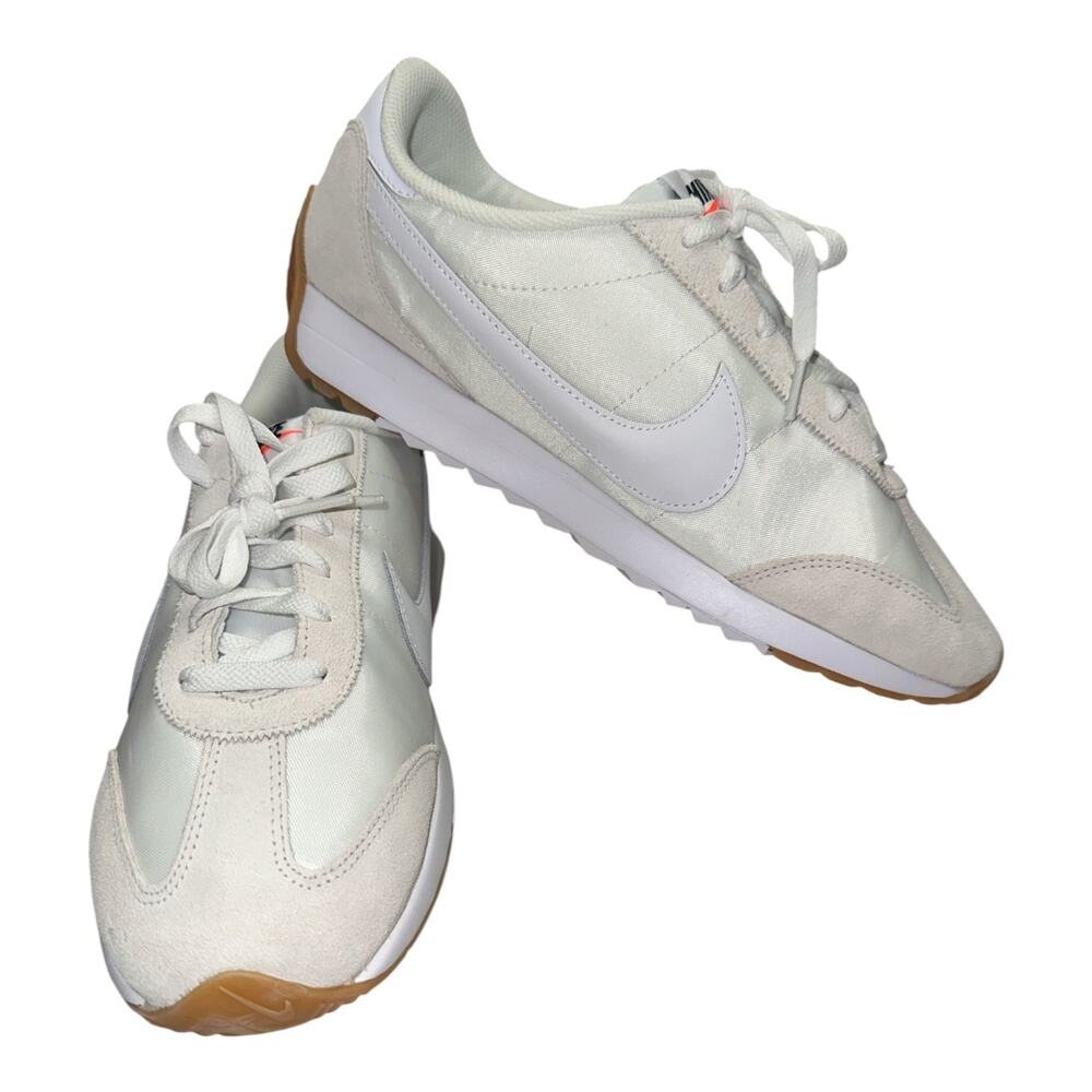 Nike Pacific Womens 11 White Orange Athletic Shoes Sneakers Puff Logo HM4771-103